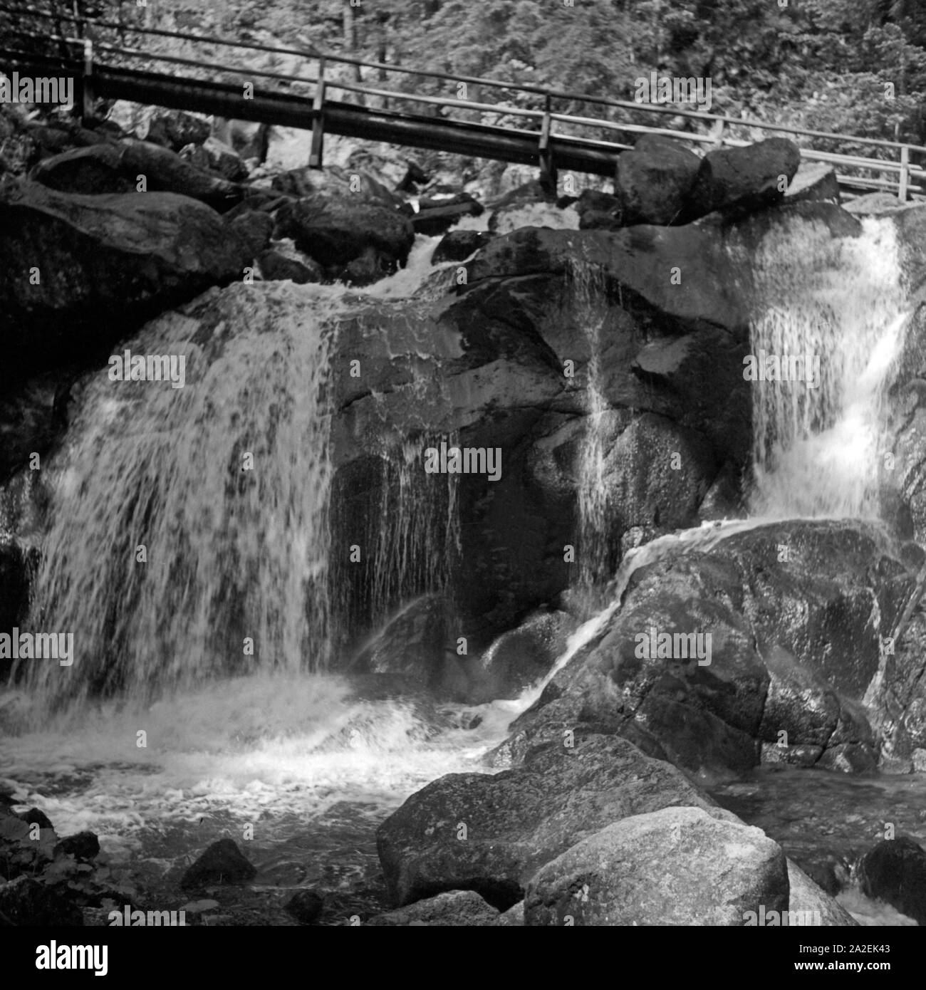 Vue de cascades de Triberg en Forêt-Noire, Allemagne 1930 Banque D'Images