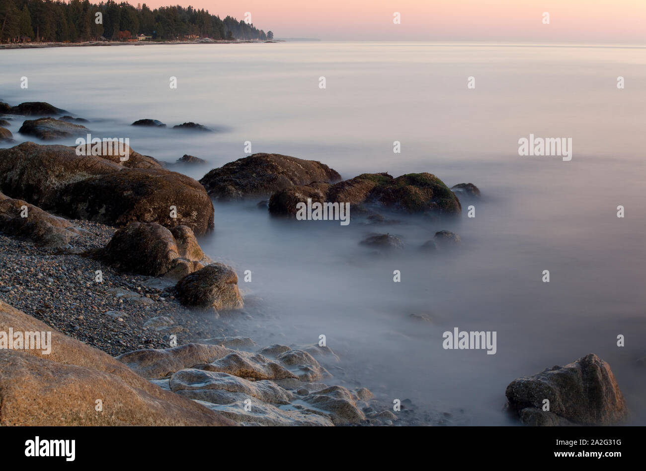 Au Seascape Beach Browning, Sechelt, BC Banque D'Images