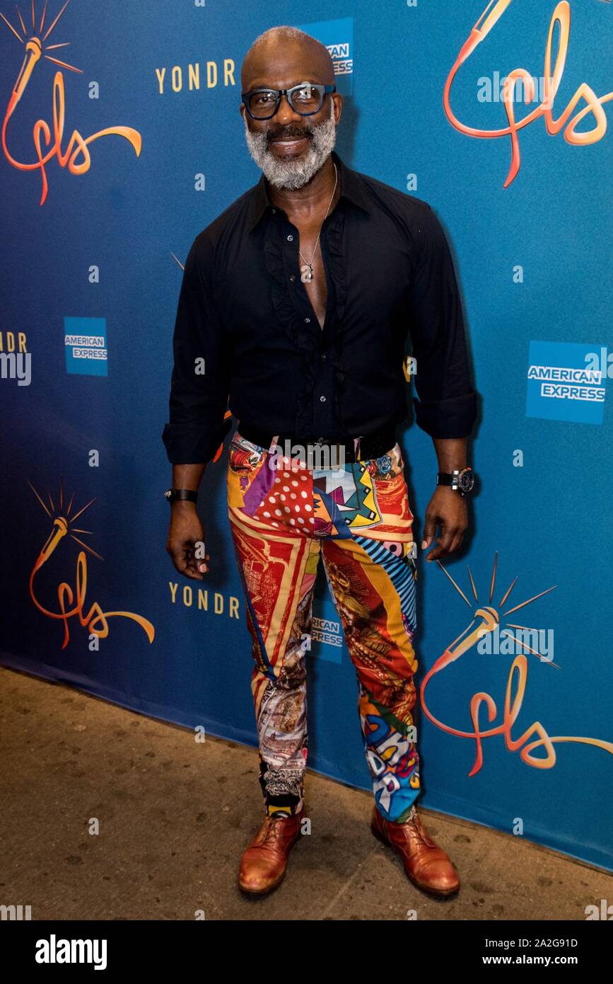 New York, NY, USA. 2e oct, 2019. Bebe Winans aux arrivées de nuit Ouverture SUPRÊME AMOUR FREESTYLE sur Broadway, Booth Theatre, New York, NY 2 Octobre, 2019. Credit : Mark Ashe/Everett Collection/Alamy Live News Banque D'Images