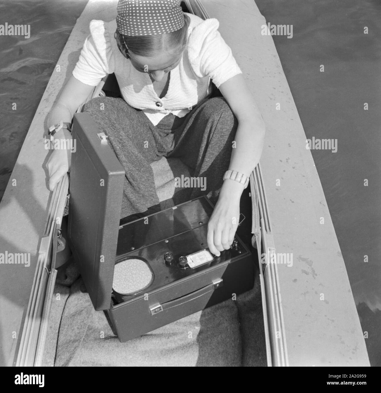 Ein Ausflug mit dem Klepper-Boot, 1930er Jahre Deutsches Reich. Une excursion avec un foldboat, Allemagne 1930. Banque D'Images
