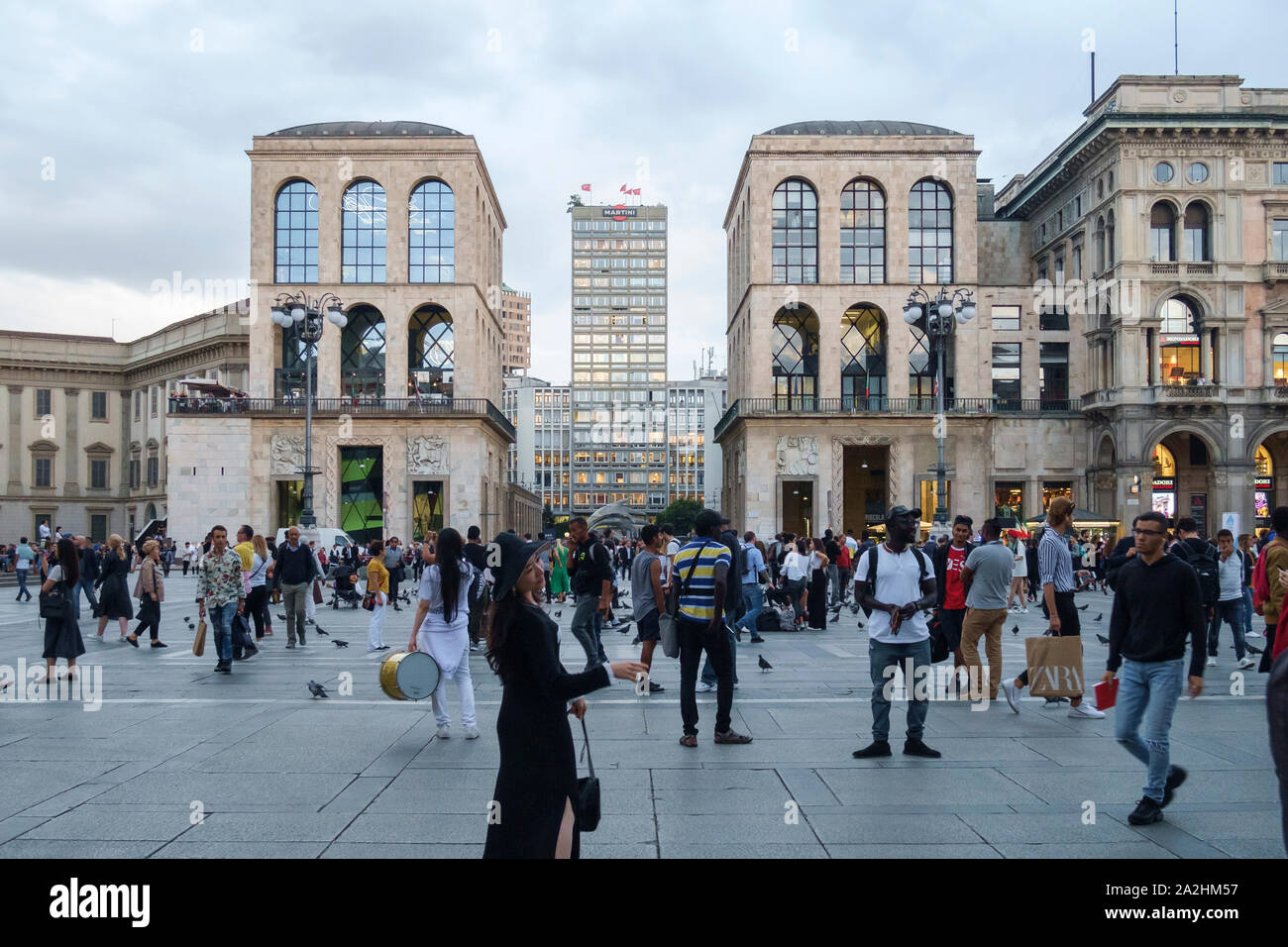 Milan, Italie. Août 2019. Museo del 900 dans la place du Duomo. Banque D'Images