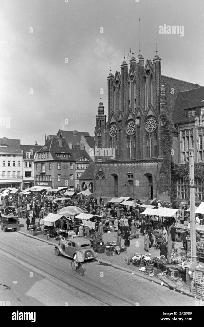 Ein Ausflug nach Frankfurt Oder, Deutsches Reich 1930er Jahre. Un voyage à Francfort-sur-Oder, Allemagne 1930. Banque D'Images