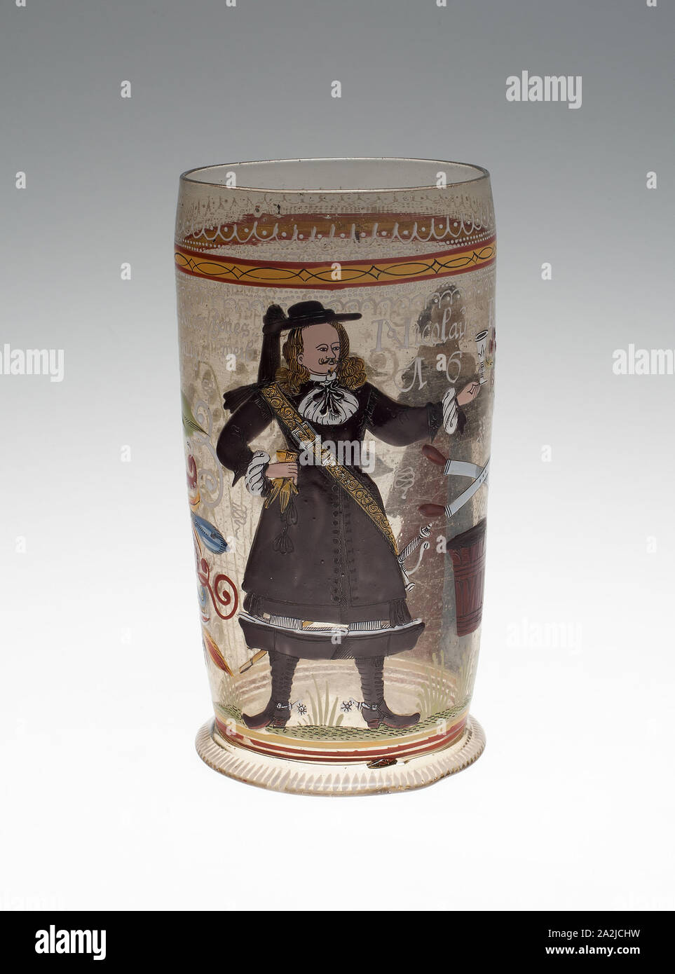 Bécher (Wilkomm bienvenue), 1669, la Franconie, Allemagne, Franconie, en verre avec décoration en émail, H. 19,1 cm (7 1/2 po Banque D'Images