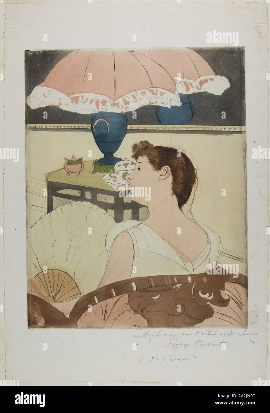 La lampe, 1890-1991, Mary Cassatt (Américain, 1844-1926), imprimé avec Leroy (Français, 1876-1900) active, United States, aquatinte, pointe sèche, de couleur et d'un sol mou sur papier vergé ivoire, 323 x 252 mm (image/plaque), 435 x 301 mm (feuille Banque D'Images