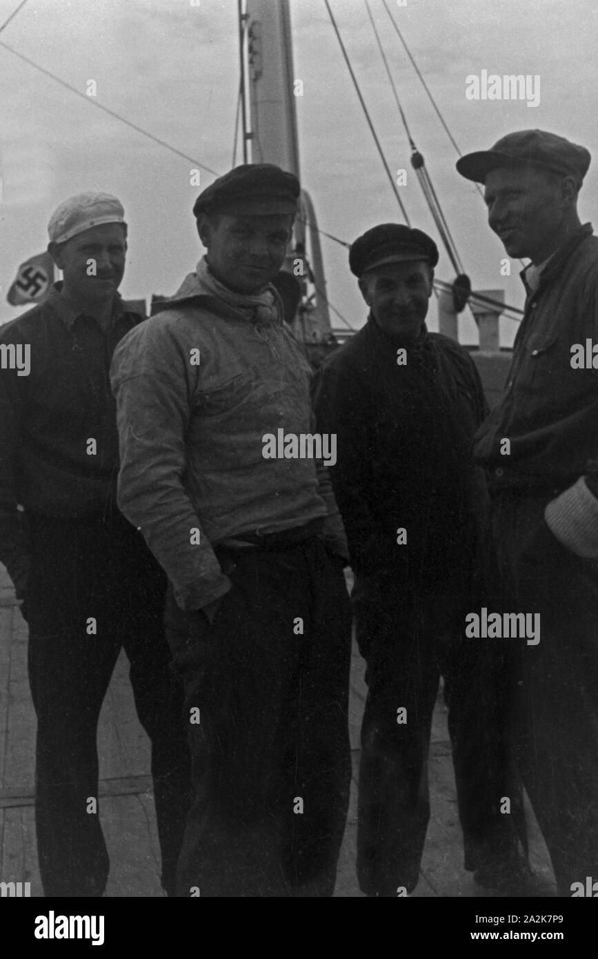 Des Fabrikschiffs Besatzung Die 'Jan Wellem', 1930er Jahre. De l'équipage du navire-usine 'Jan Wellem', 1930. Banque D'Images