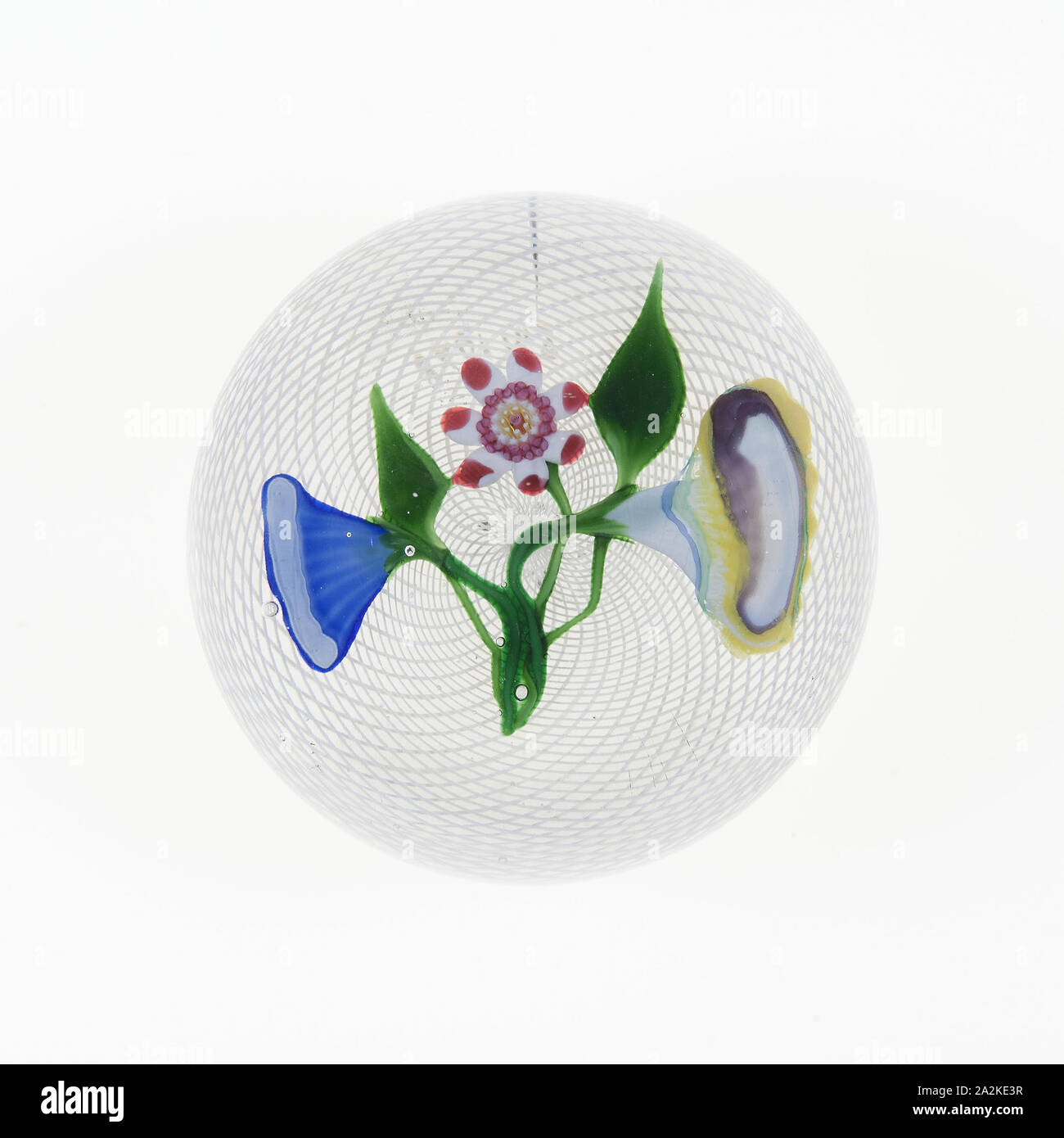 Paperweight, ch. 1848/55, Clichy, France, 1837-1885, France, verre, 7,3 cm (2 7/8 po Banque D'Images