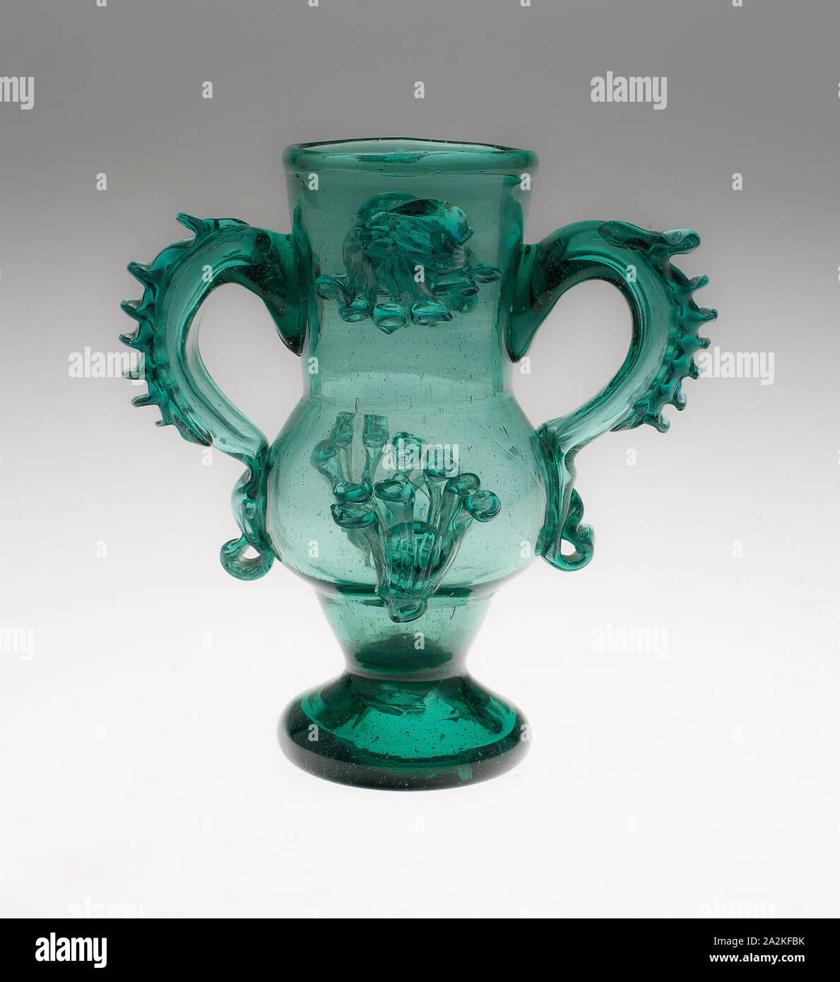 Le verre, le 16ème siècle, Espagne, Andalousie, Espagne, verre, H. 14 cm (5 1/2 po Banque D'Images