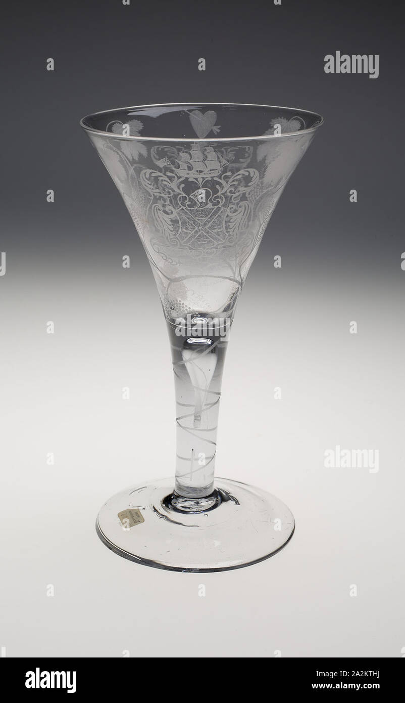 Verre à vin trompette, ch. 1740-50, l'Angleterre, Diamond-gravé verre au plomb, 24,1 × 12,7 × 12,7 cm (9 1/2 × 5 × 5 dans Banque D'Images