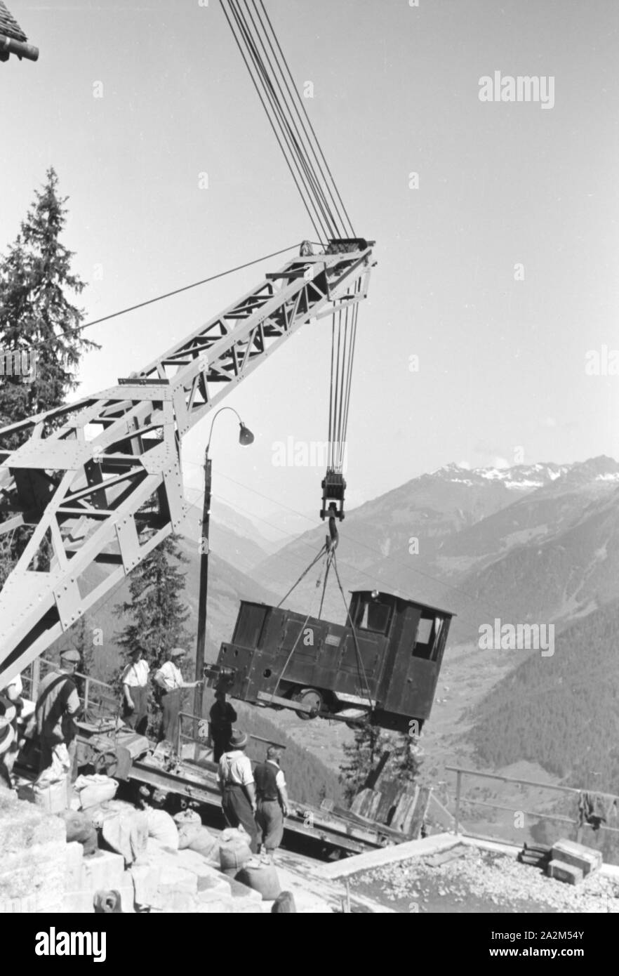 Ein Dorf karat suis Piz Buin, Deutsches Reich 1930er Jahre. Un village se développent au Piz Buin, Allemagne 1930. Banque D'Images
