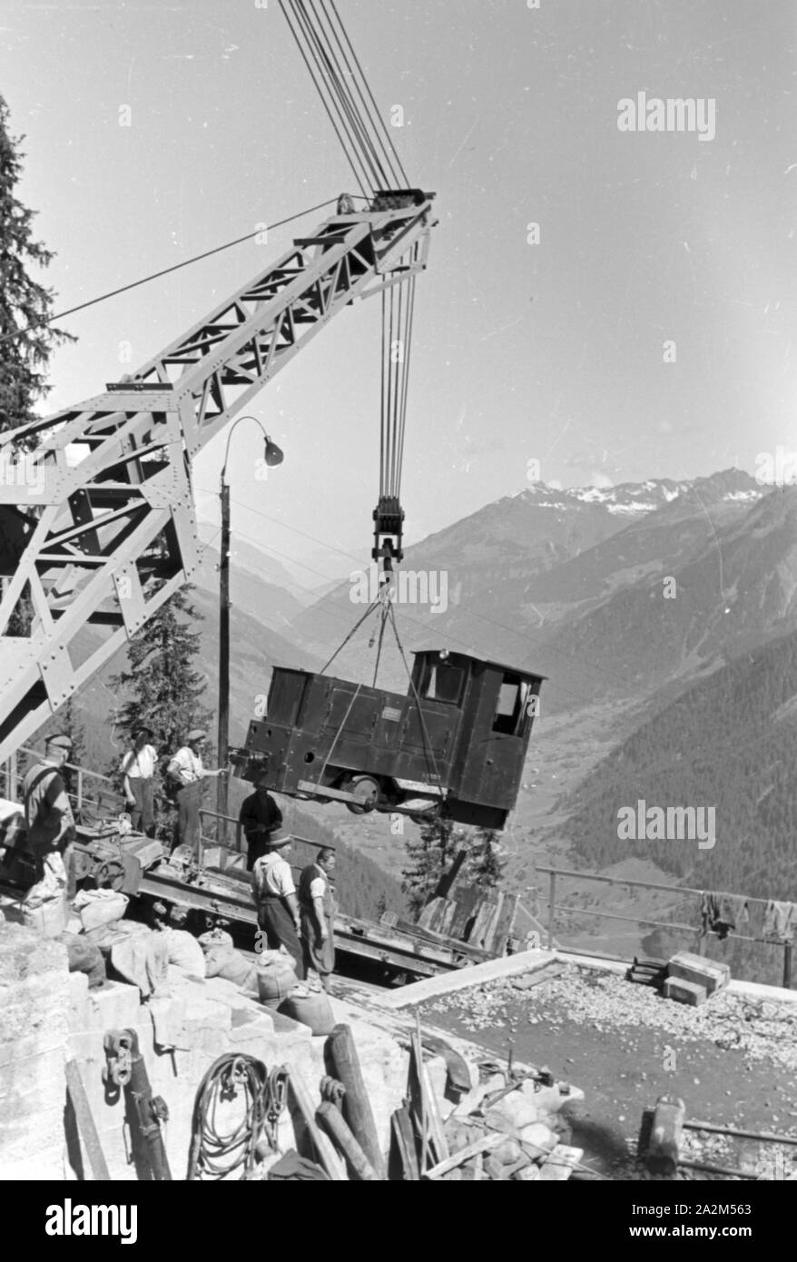Ein Dorf karat suis Piz Buin, Deutsches Reich 1930er Jahre. Un village se développent au Piz Buin, Allemagne 1930. Banque D'Images