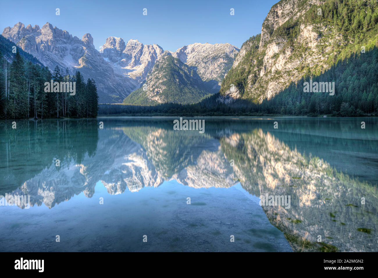 Lago Di Landro, Dobbiaco, Trentio - Alto Adige, Italie, Europe Banque D'Images