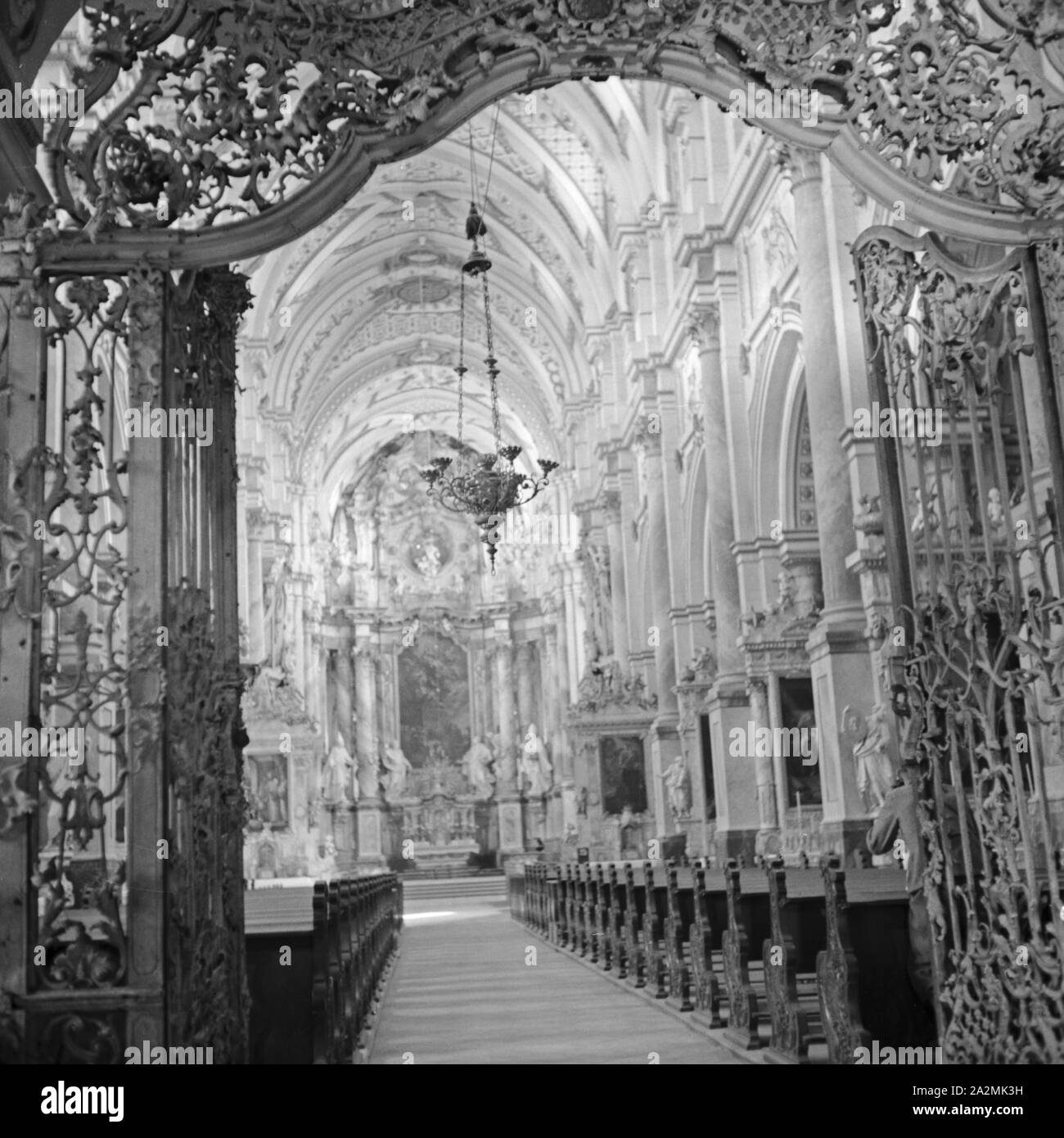 Im Inneren und Kirche im Schwarzwald, Deutschland 1930er Jahre. À l'intérieur d'une église dans la région de la Forêt-Noire, Allemagne 1930. Banque D'Images