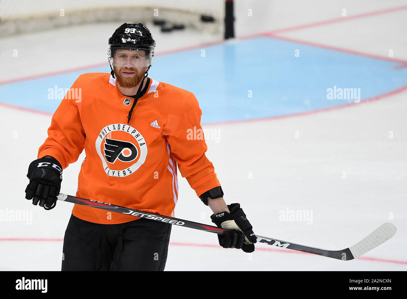 Jakub Voracek assiste à une session de formation de l'équipe de la LNH les Flyers de Philadelphie avant le prochain match de la série mondiale de la LNH les Flyers de Philadelphie vs Blackhawks de Chicago, le 3 octobre 2019, à Prague, en République tchèque. (CTK Photo/Ondrej Deml) Banque D'Images