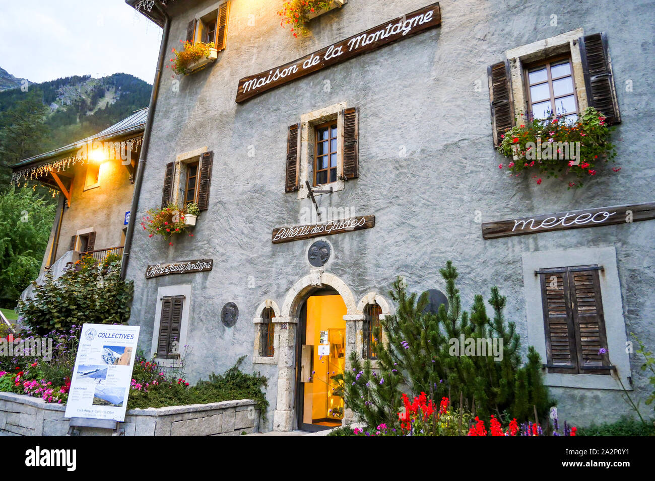 Bureau des Guides de Montagne Chamonix, Chamonix-Mont-Blanc, Haute-Savoie,  France Photo Stock - Alamy