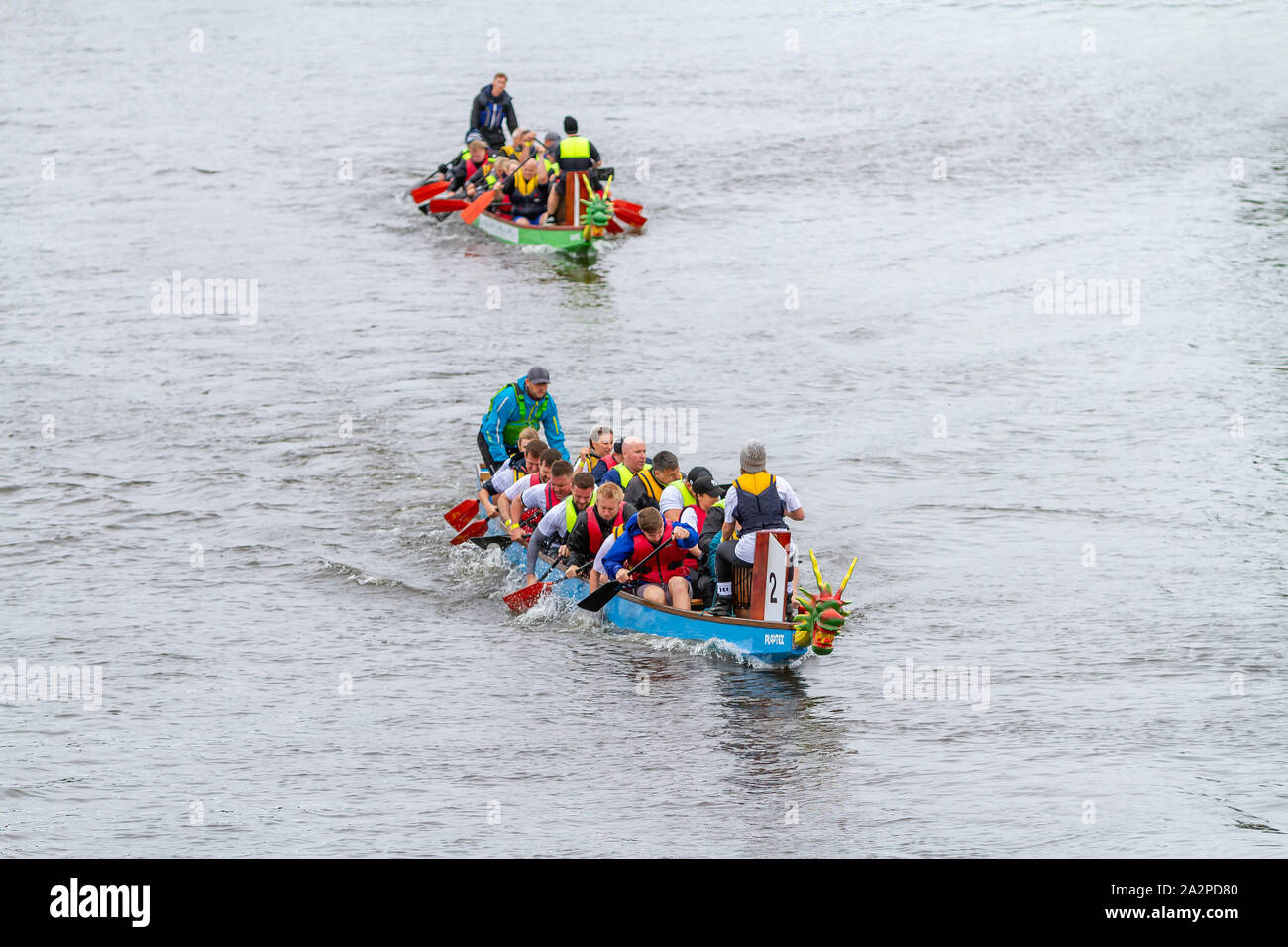 Dragon Boat Race 2019 de l'aide de St Rocco's Hospice, tenue au Club d'aviron de Warrington, Cheshire, Angleterre Banque D'Images