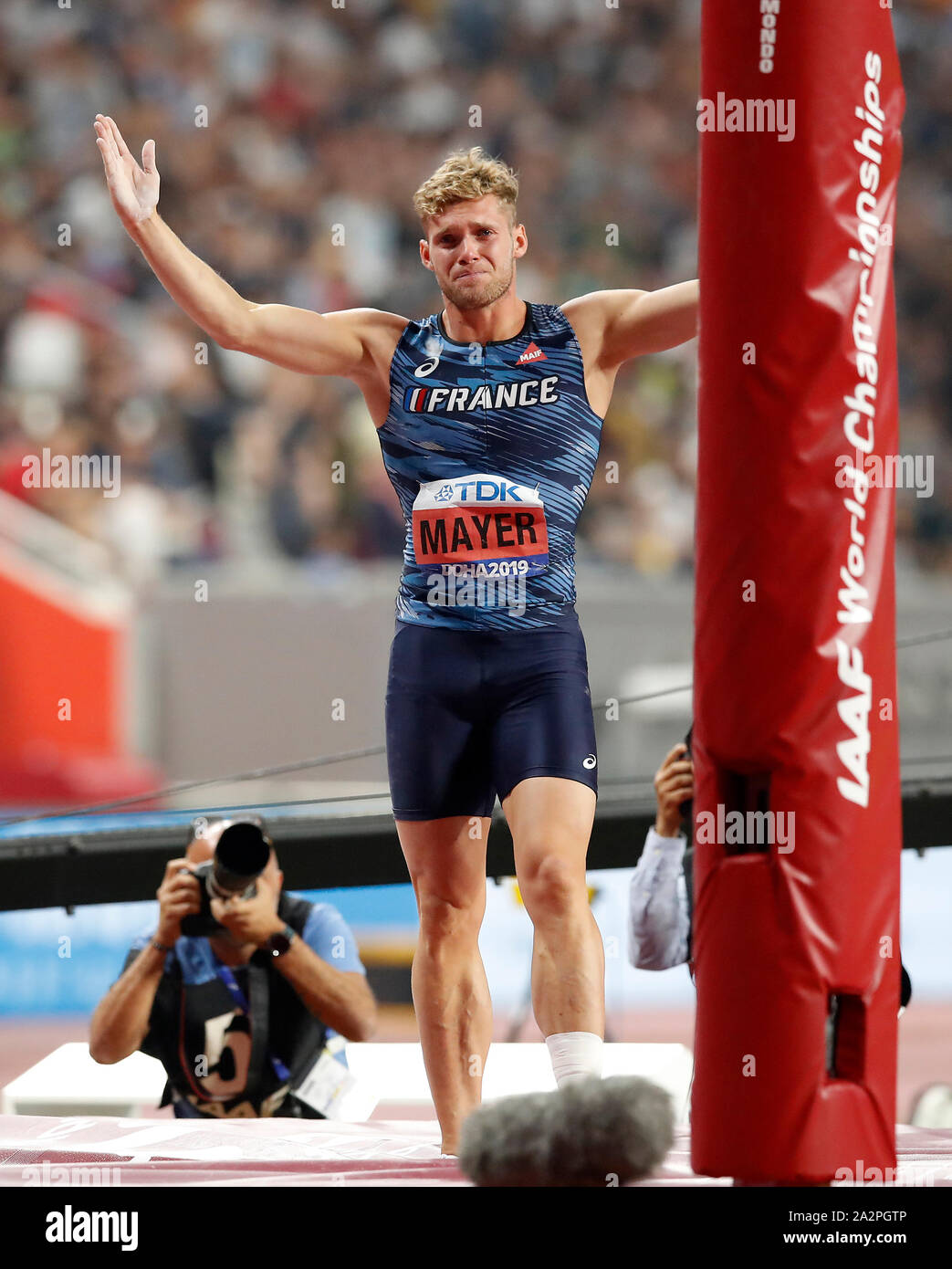 France's Kevin Mayer réagit à la perche au cours de la Men's Decathlon sur jour 7 de l'es Championnats du Monde au Khalifa International Stadium, Doha, Qatar. Banque D'Images