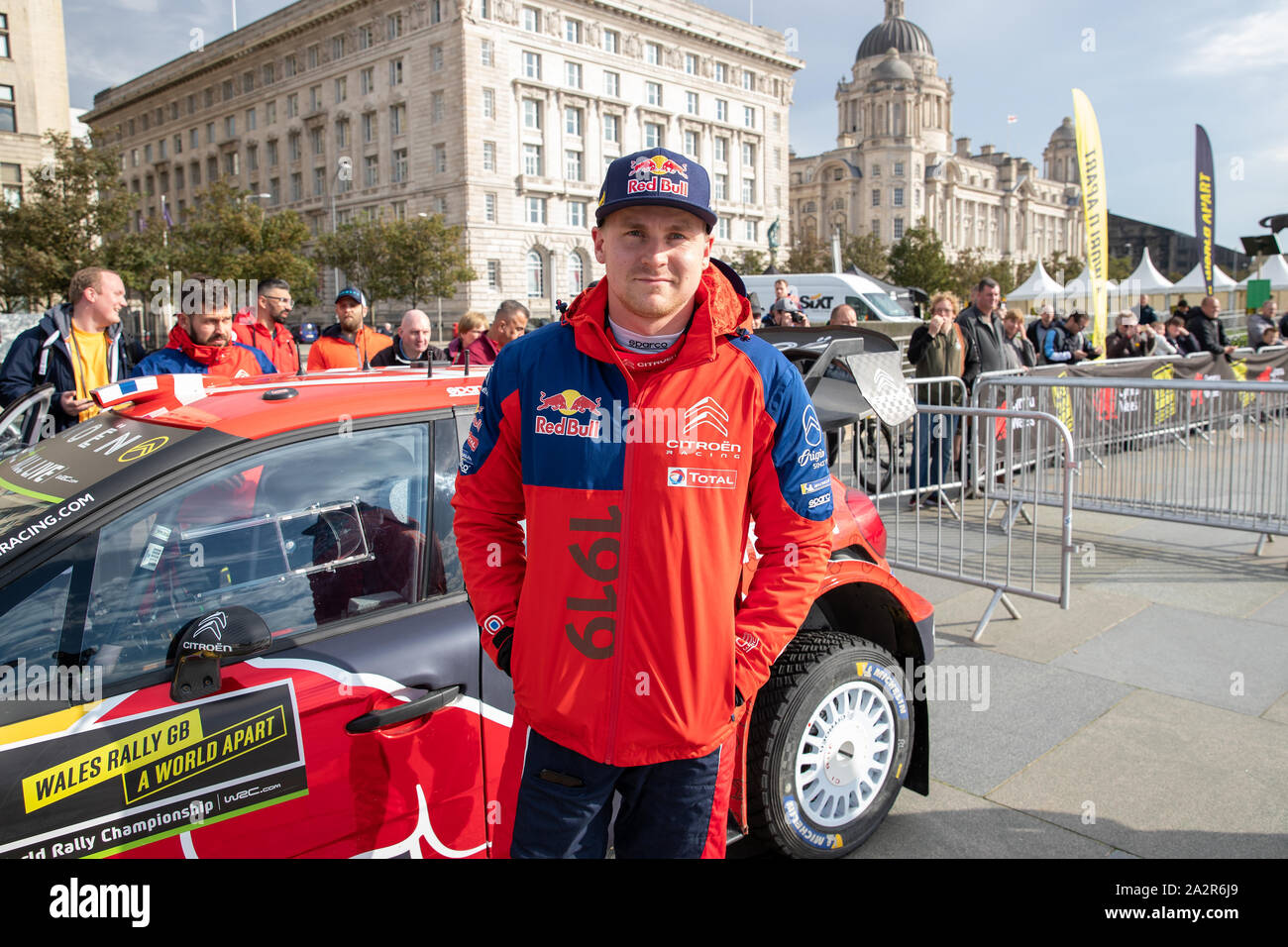 Liverpool, Royaume-Uni. 3e oct, 2019. Lappi Esapekka arives à Liverpools Pier Head, avant le début de la Wales Rally GB, Crédit : Jason Richardson/Alamy Live News Banque D'Images