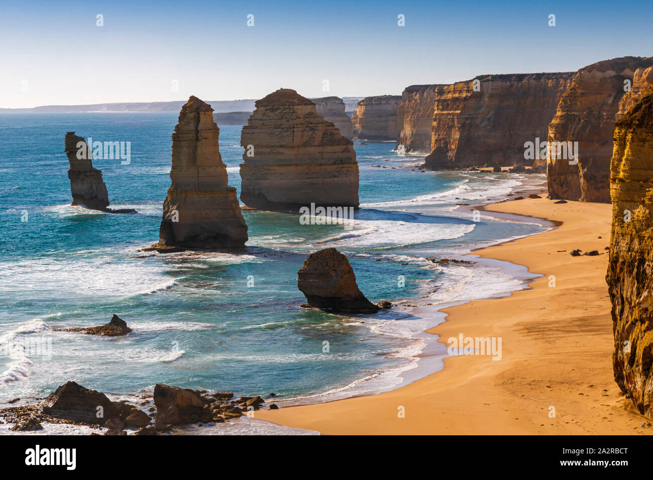 Les douze apôtres, près de Port Campbell dans le Port Campbell National Park, Great Ocean Road, Victoria, Australie. Les Apôtres sont des piles de calcaire Banque D'Images