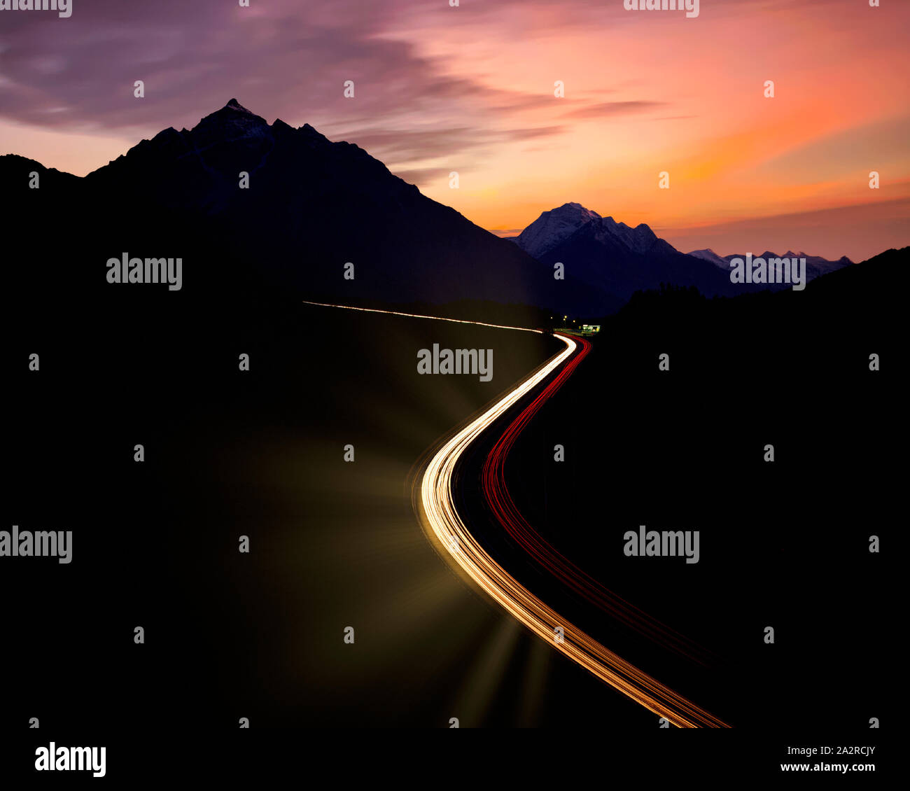 - Au Tyrol : Brenner Autobahn la nuit Banque D'Images