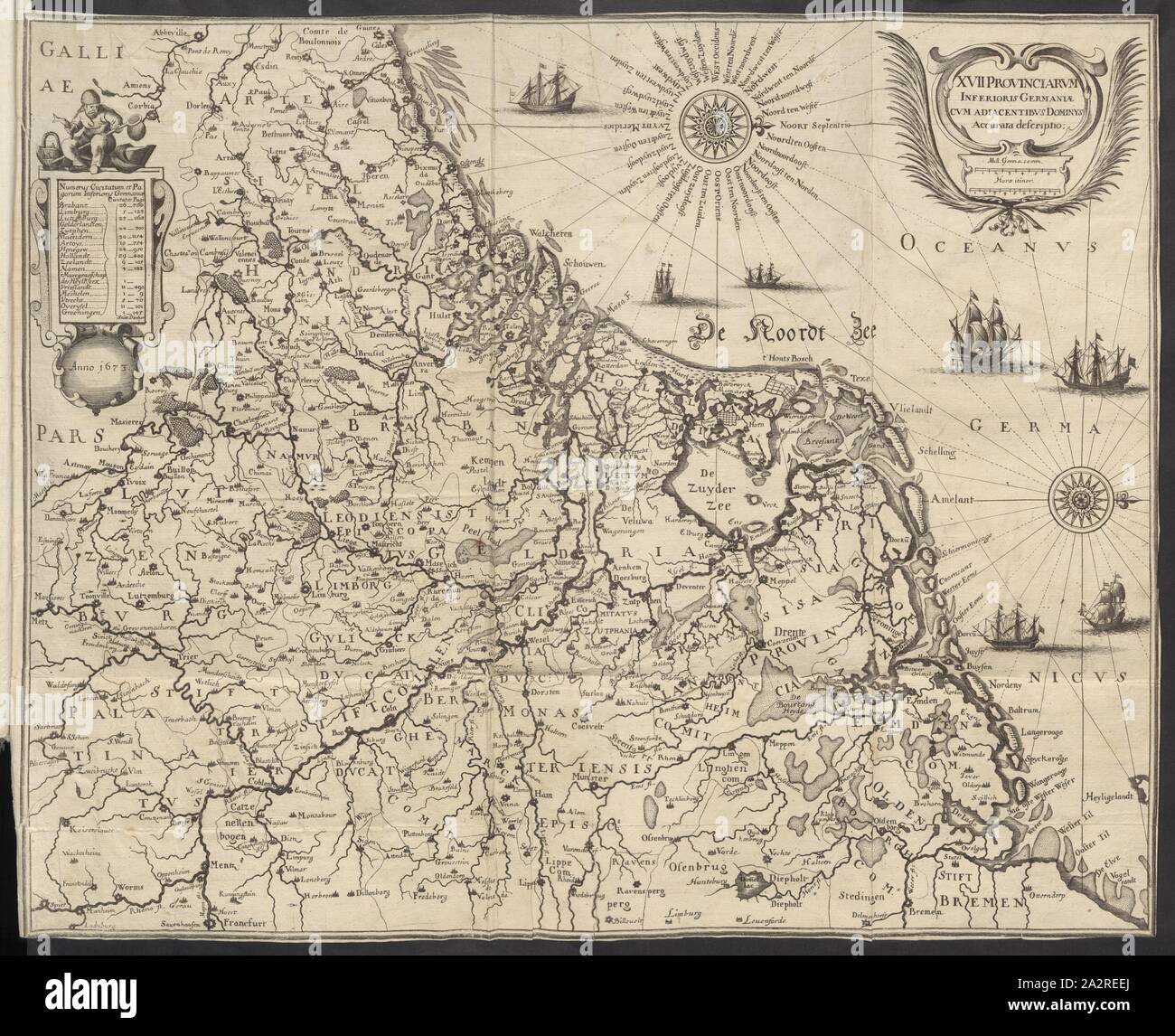 Abaisser l'Allemagne avec 17 provinces adjacentes Nova description Dominyi, Carte des dix-sept provinces, fig. 1, 1683, Galeazzo Gualdo Priorato : Teatro del Belgio, o diecisette descritione sia delle Provincie del medesimo : con le piante e delle Città principali fortezze ; da chi al presente possesse ; venez, en qual modo, & dans aggiontovi acquistate tempo qual : un succinto racconto di quanto è occorso dalla mossa d'armi del re christianissimo contro gli Stati Generali delle Provincie Unite sin'al fine del 1672. Francofort : [nicht ermittelbar], M.DC.LXXXIII. [1683 Banque D'Images