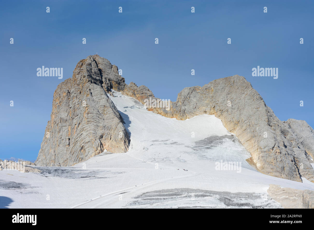 Montagnes de Dachstein, Hoher Dachstein : sommet Glacier Hallstättersee, refuge de montagne en Seethalerhütte Salzkammergut, Oberösterreich, Autriche, Autriche Banque D'Images