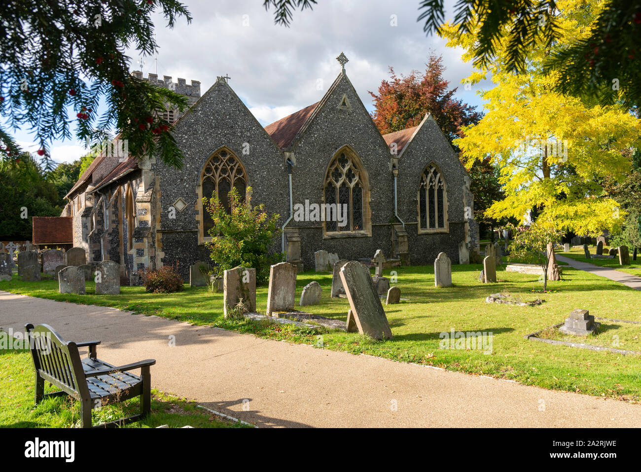 L'église St Andrews sur une après-midi d'automne dans le village de Sonning-on-Thames, Berkshire, England, UK Banque D'Images