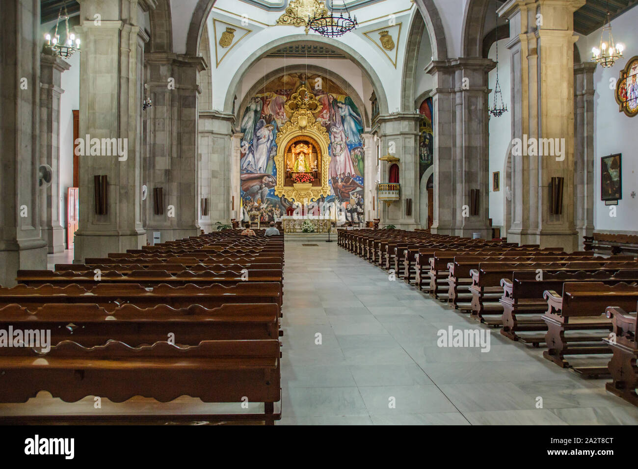 Candelaria, Espagne - 16 septembre 2016 : Intérieur de la Basilique de Nuestra Señora de la Candelaria situés à candelaria, Tenerife Island. Banque D'Images