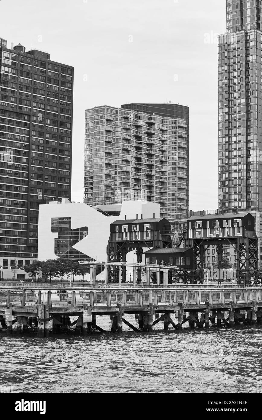 Hunters Point bibliothèque communautaire, conçu par Steven Holl Architects Banque D'Images
