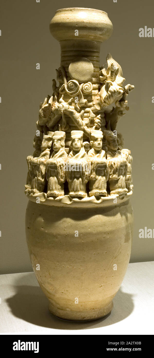 Urne funéraire avec dragon, dynastie des Song du Sud, dynastie des Song du Sud, 1200s, grès avec le glaçage, H : 19", Art asiatique Banque D'Images