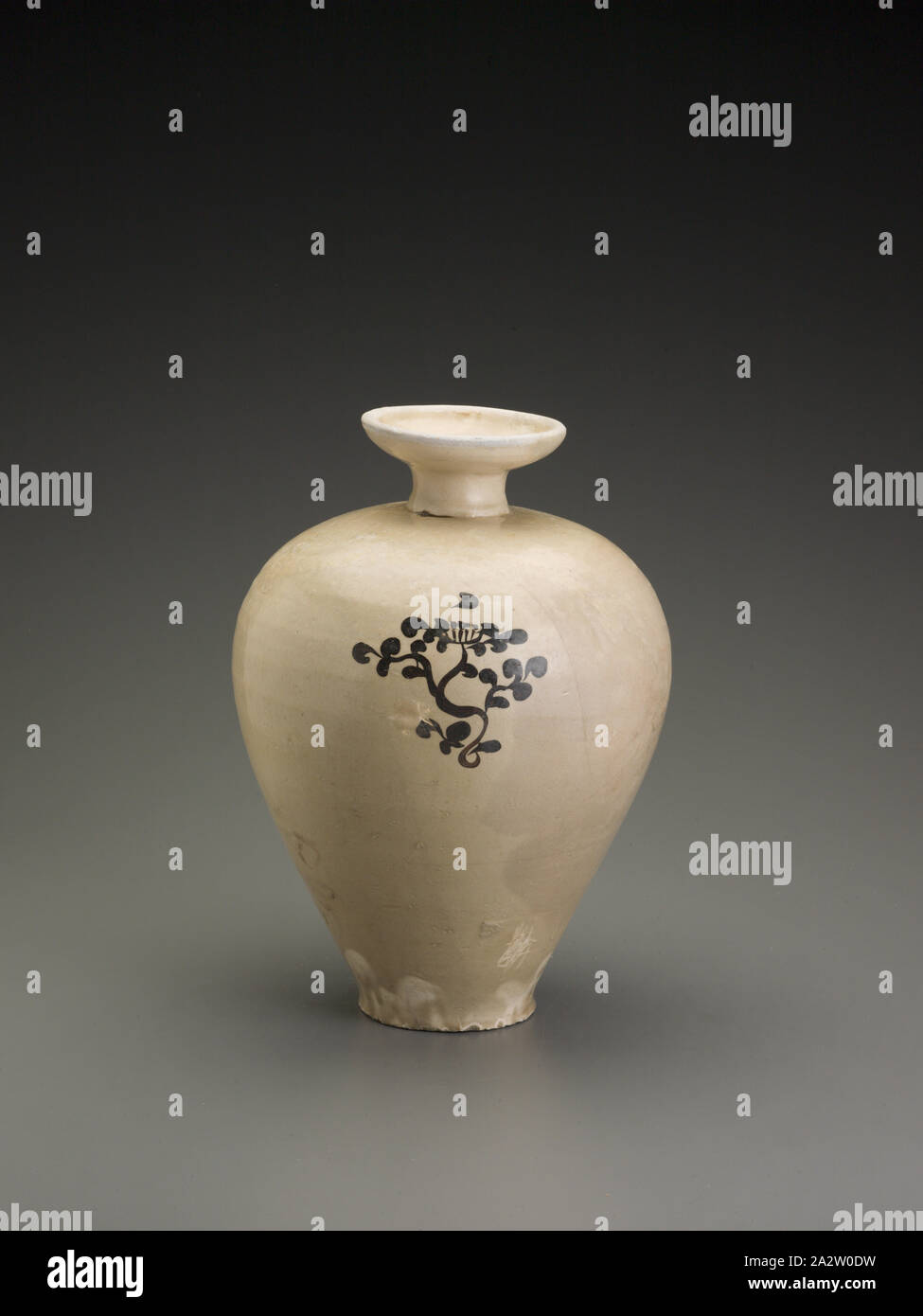Grand pot de fleurs, dynastie Liao, dynastie Liao, environ 1100, grès à glaçure, H : 13-3/8 po., Art asiatique Banque D'Images