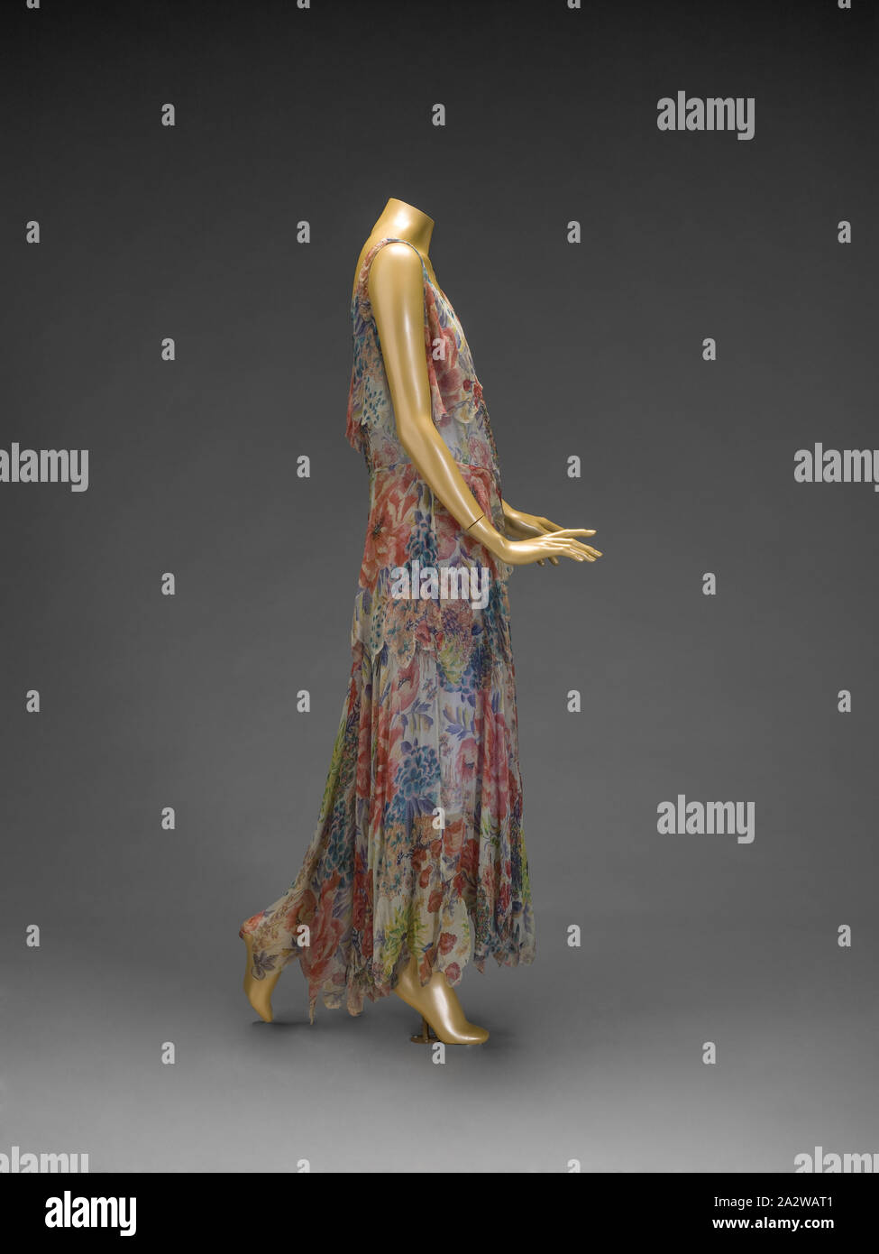 Robe, 1932-1935, en mousseline de soie, centre retour 50 in., Thurn, NYC, du textile et des arts de la mode Banque D'Images