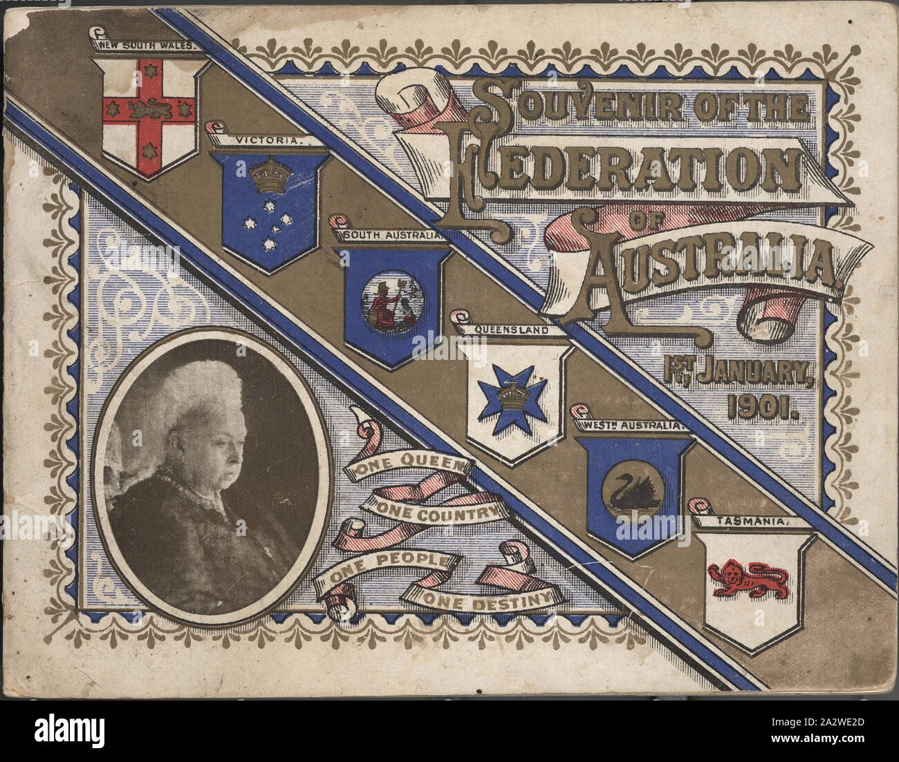'Souvenir - Brochure de la Fédération de l'Australie", 1901, un souvenir pictural publié par E Whitehead & Co, Melbourne, pour commémorer la Fédération de l'Australie le 1er janvier 1901. L'Australie est devenu un pays où les six colonies autonomes united en 1901. Le Commonwealth de l'Australie a été inauguré le 1 janvier 1901 au parc Centennial, Sydney. En mars, des élections ont eu lieu pour le nouveau Parlement fédéral, et en mai la fête est concentré sur Banque D'Images