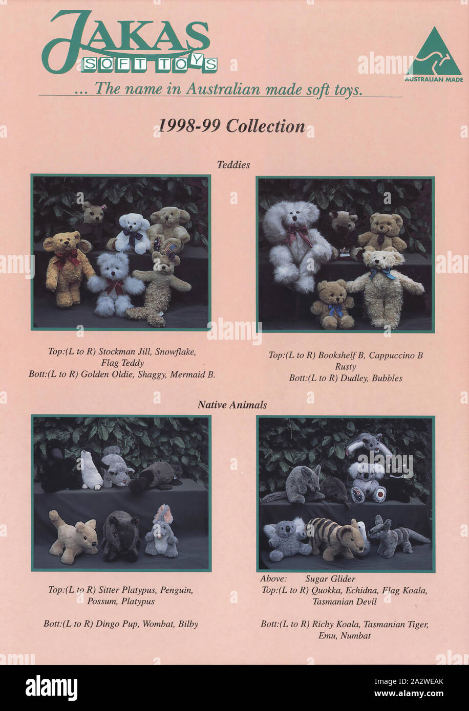 Catalogue - Jakas jouets mous, Melbourne, 1998-1999, Jakas soft toys catalogue 1998-1999. Le catalogue de quatre pages couleur montre des images des différents jouets mous disponible dans la collection actuelle. Les jouets mous sont regroupés en bas, les animaux, les oiseaux, les dauphins, baleines et des marionnettes. "Spécial" de transmission teddies sont à l'honneur ainsi qu'un groupe de 'golly' doll designs. Tailles et couleurs disponibles sont indiqués, ainsi que des instructions de soins pour Banque D'Images