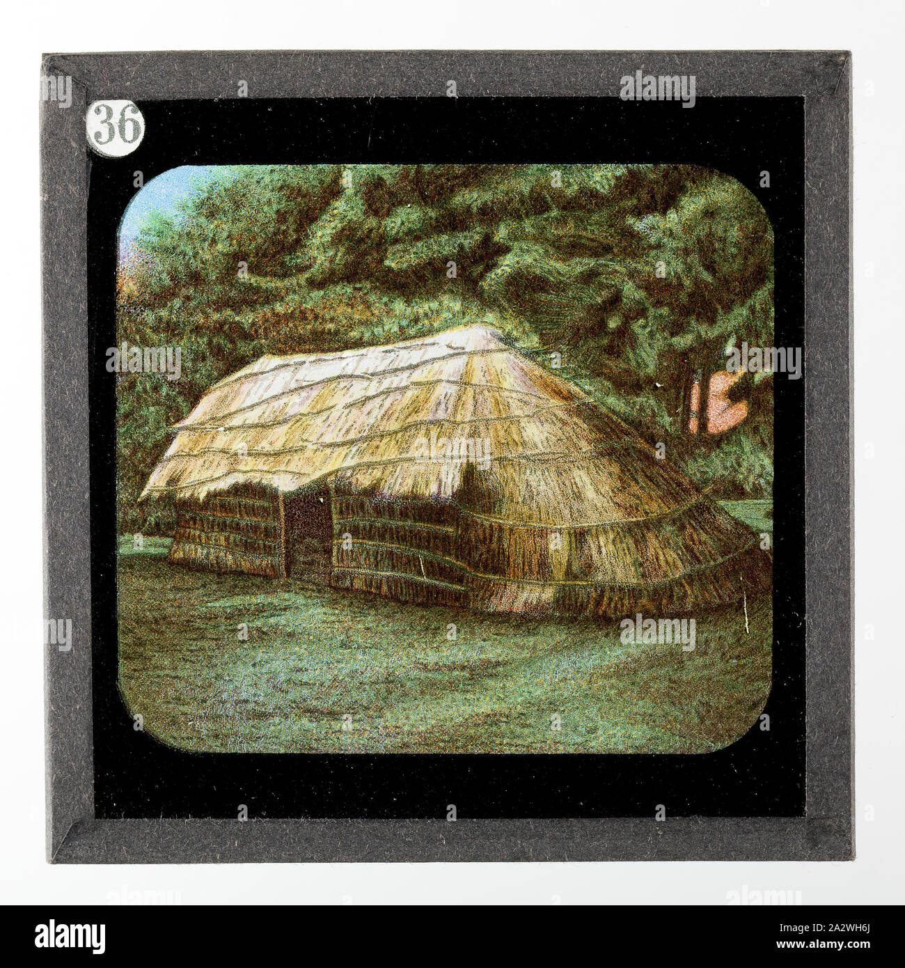 Diapositive - African Hut, de vie et de travail du Dr David Livingstone, vers 1900, diapositive représentant une hutte africaine. Elle fait partie d'un ensemble incomplet de 40 diapositives, deux sont manquants, illustrant les faits marquants de la vie de Livingstone et de voyages. Ces diapositives ont été fabriqués par la London Stereoscopic & Photographic Company pour la Société Missionnaire de Londres, vers 1900. Le Dr David Livingstone (1813-1873) a passé trente ans en Afrique comme missionnaire et explorateur. Il a été Banque D'Images