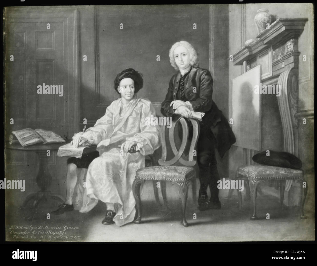 Diapositive - John Hoadly & Maurice Greene, National Portrait Gallery, Londres, 1909-1930, l'un d'une série de quatre-vingt-dix diapositives de lanterne magique contenant des images d'artefacts, d'œuvres d'art, arts décoratifs, intérieurs et les meubles qui semblent appartenir à différentes collections de musée et de galerie dans le Royaume-Uni. Cette diapositive illustre une peinture à l'huile du Dr J Hoadly & Dr. Maurice Greene, par Francis Hayman,1747. Ce tableau fait partie de la collection à la National Portrait Gallery, Londres Banque D'Images