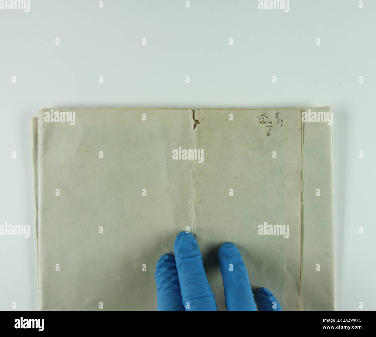 Carte - "zone de guerre", World War II, 1939-1945, la carte de l'zone de guerre durant la Seconde Guerre mondiale. Dans le coin supérieur droit il décrit le naufrage de l'Athenia, qui a été coulé le 1 septembre 1939. Partie d'une collection de documents relatifs à la Première Guerre mondiale, service de frères John et Albert Victor Peile. La connexion du donateur à la Seconde Guerre mondiale est inconnue Banque D'Images