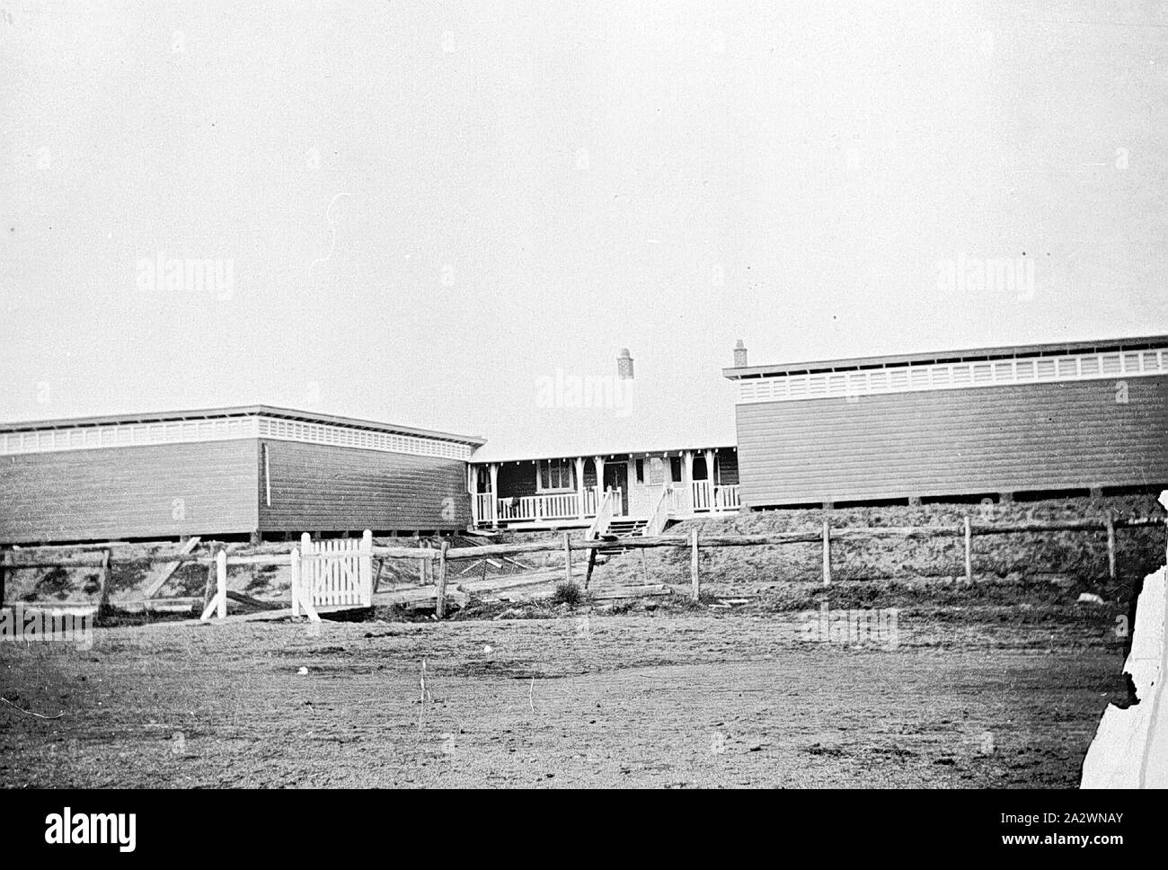 Négatif - Les bains publics, Moree, New South Wales, 1917, le pré des bains publics à Moree Banque D'Images