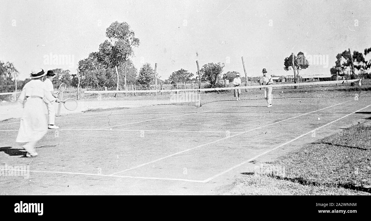- Négatif Hopetoun, Victoria, vers 1915, un match de tennis en double mixte Banque D'Images