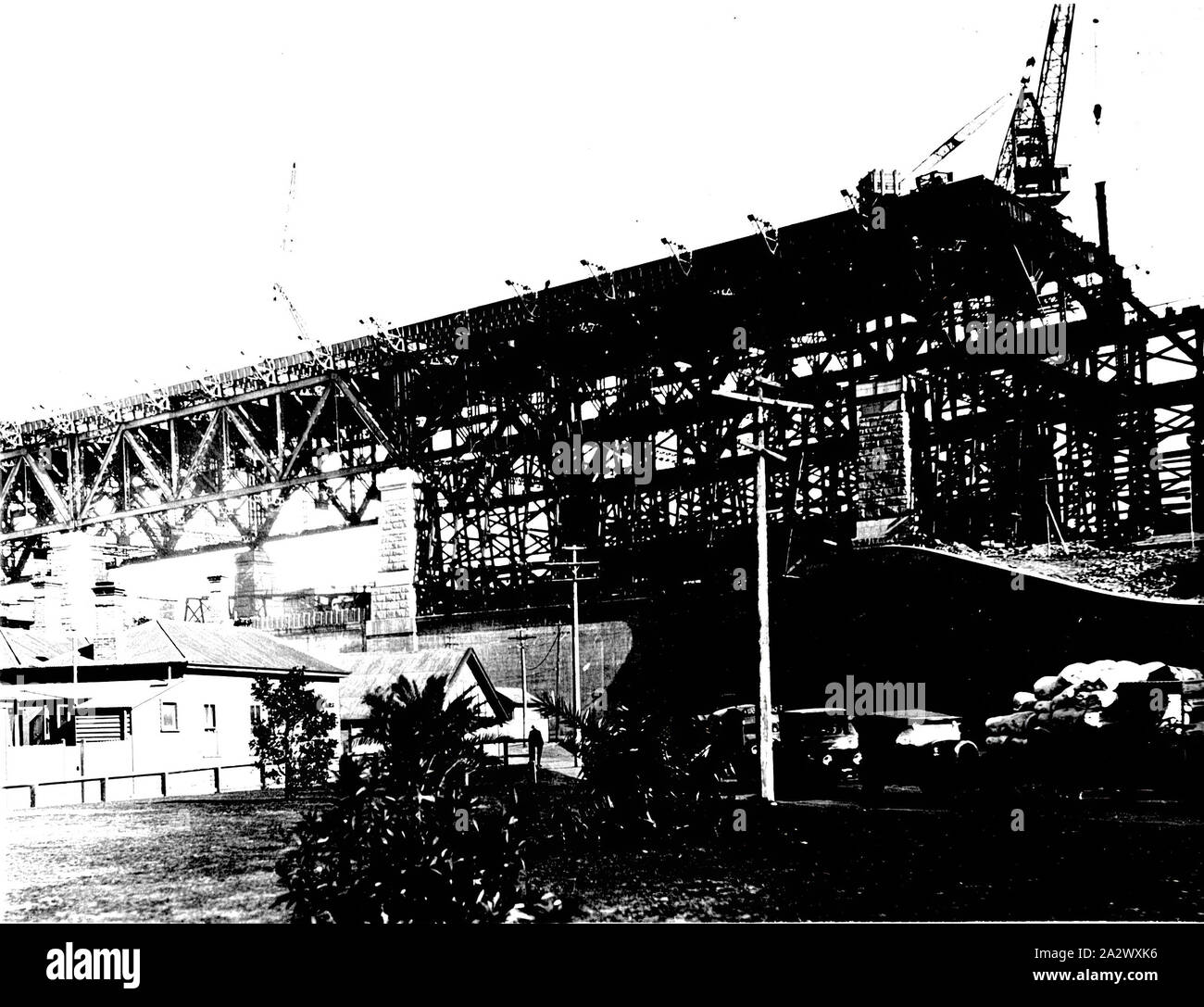 Négatif - Sydney, Nouvelle Galles du Sud, vers 1928, la construction des abords de l'espace de la Sydney Harbour Bridge Banque D'Images