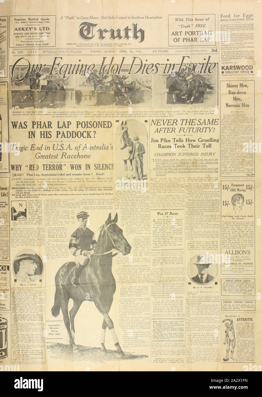 Coupure de presse - vérité, notre idole équine meurt en exil, 10 avril 1932, cette coupure de presse, à partir de la vérité journal, contient en première page un article sur la mort de Phar Lap, y compris des théories sur sa mort. Elle fait partie d'un groupe recueillies par le père du donateur, Malcolm William Lucas (21/02/1898 - 31/10/1985 Banque D'Images