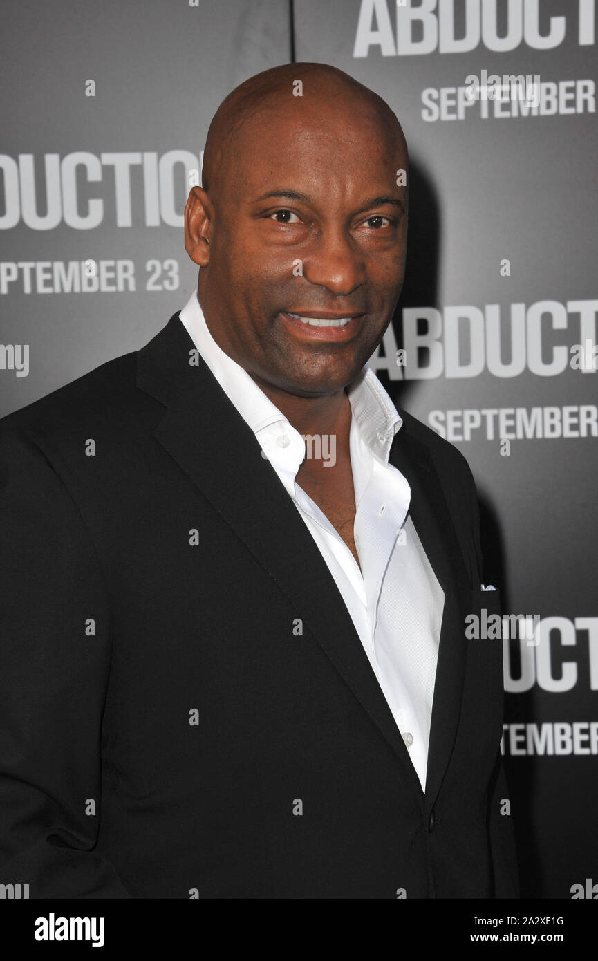 LOS ANGELES, CA. Le 15 septembre 2011 Directeur : John Singleton à la première mondiale de son nouveau film "Abduction" au Grauman's Chinese Theatre, à Hollywood. © 2011 Paul Smith / Featureflash Banque D'Images