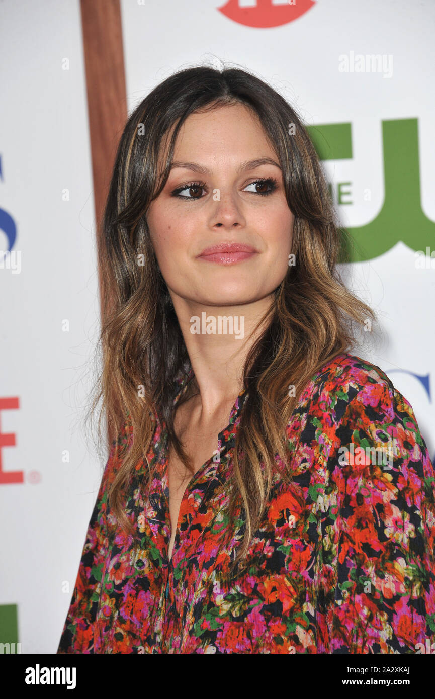 LOS ANGELES, CA. 03 août 2011 : Rachel Bilson, star de Hart of Dixie, à l'été 2011 CBS TCA Party à la pagode, Beverly Hills. © 2011 Paul Smith / Featureflash Banque D'Images