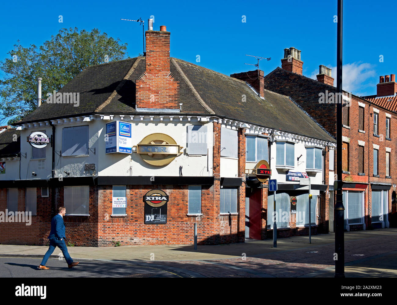 L'Xtra pub, maintenant fermé, à Gainsborough, Lincolnshire, Angleterre, Royaume-Uni Banque D'Images