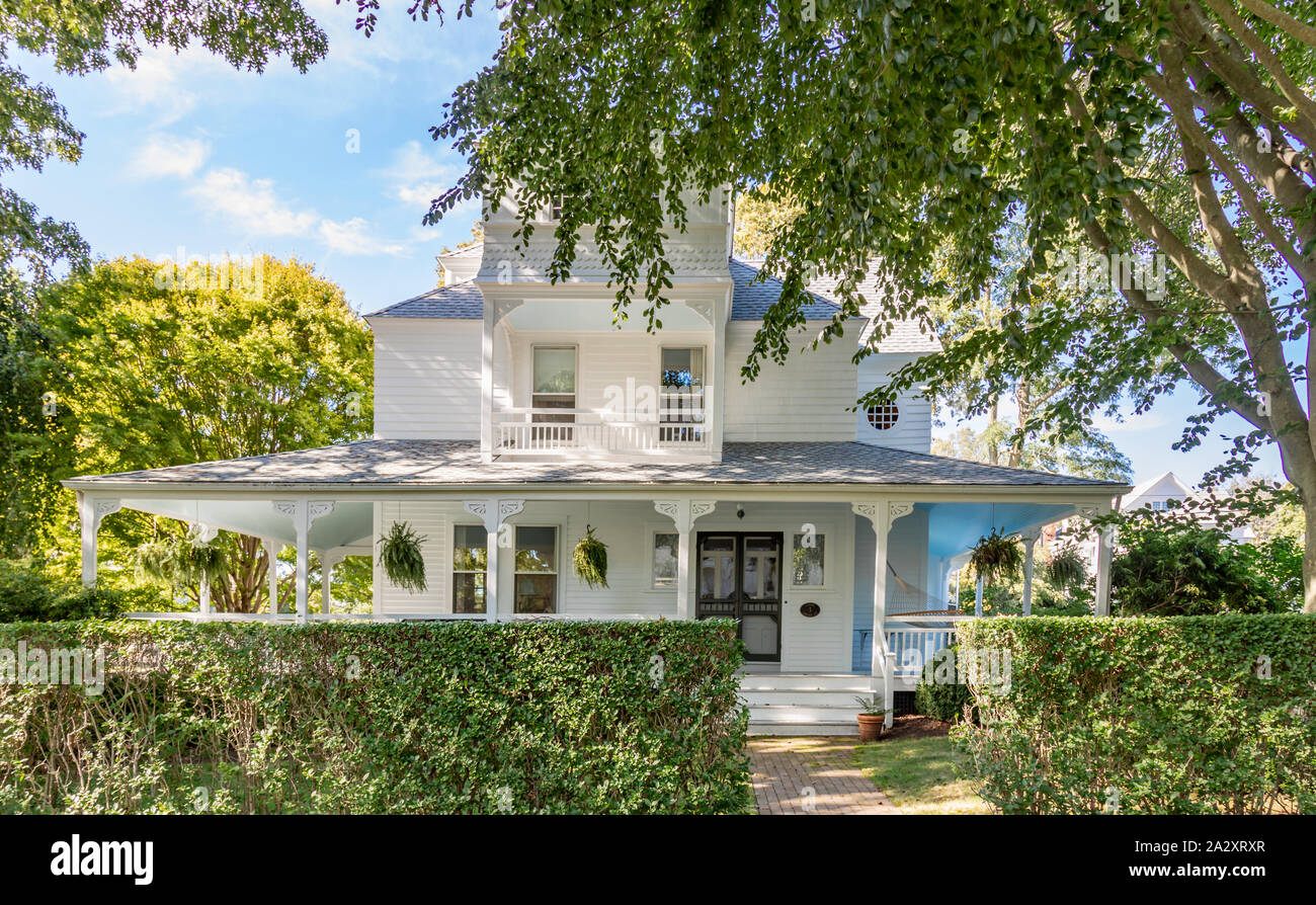 Une vieille maison à Dering Harbor, Shelter Island, NY Banque D'Images
