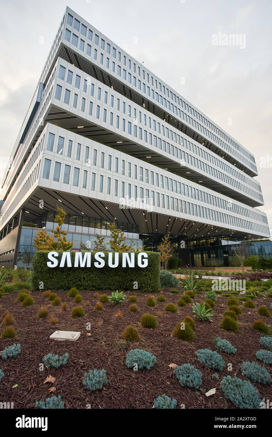 San Jose, Californie - Dec 5, 2018 : siège semi-conducteurs de Samsung. Samsung Semiconductor, Inc. (SSI) est une filiale de Samsung Electronics, Ltd. Banque D'Images