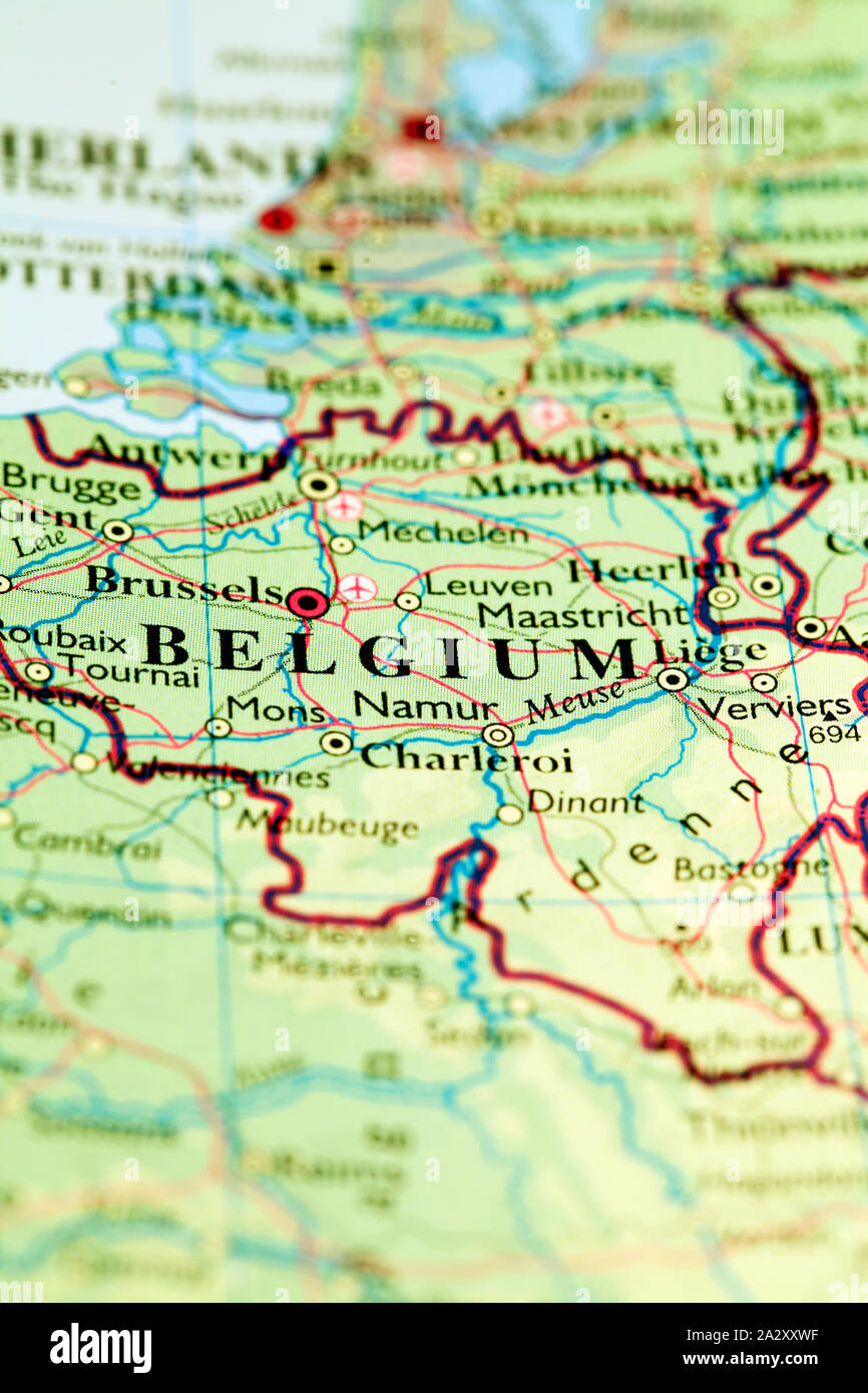 Carte de Belgique sur la carte du monde atlas Banque D'Images