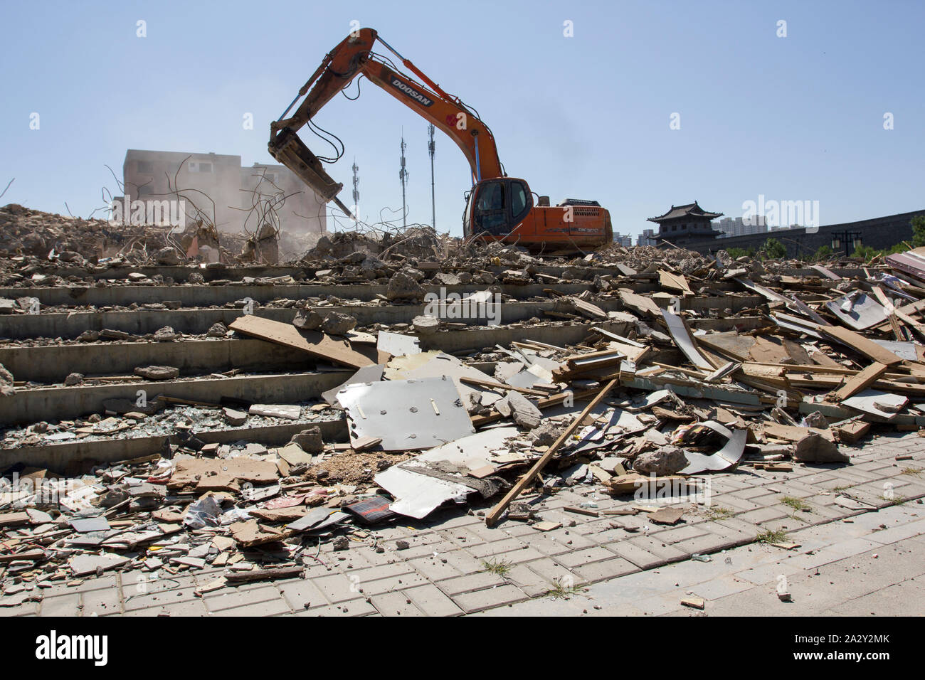 Un site de démolition dans la vieille ville de Datong, dans la province du Shanxi, en Chine, vu le mercredi 3 juillet 2019. Banque D'Images