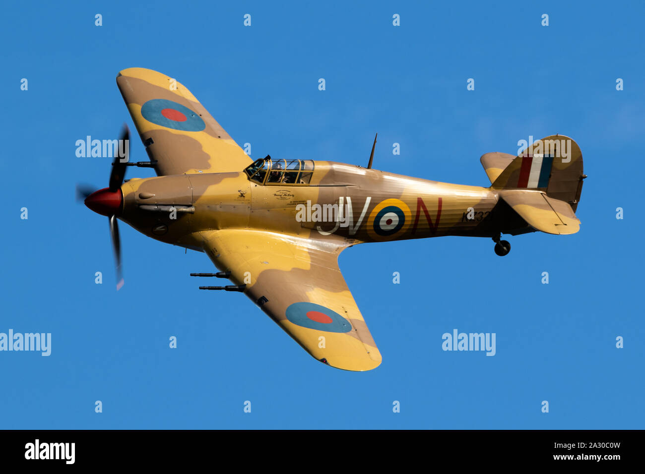 KLEINE-BROGEL, BELGIQUE - Sep 14, 2019 : Vintage WW2 Hawker Hurricane IV warbird en vol à la base aérienne d'Oostende. Banque D'Images