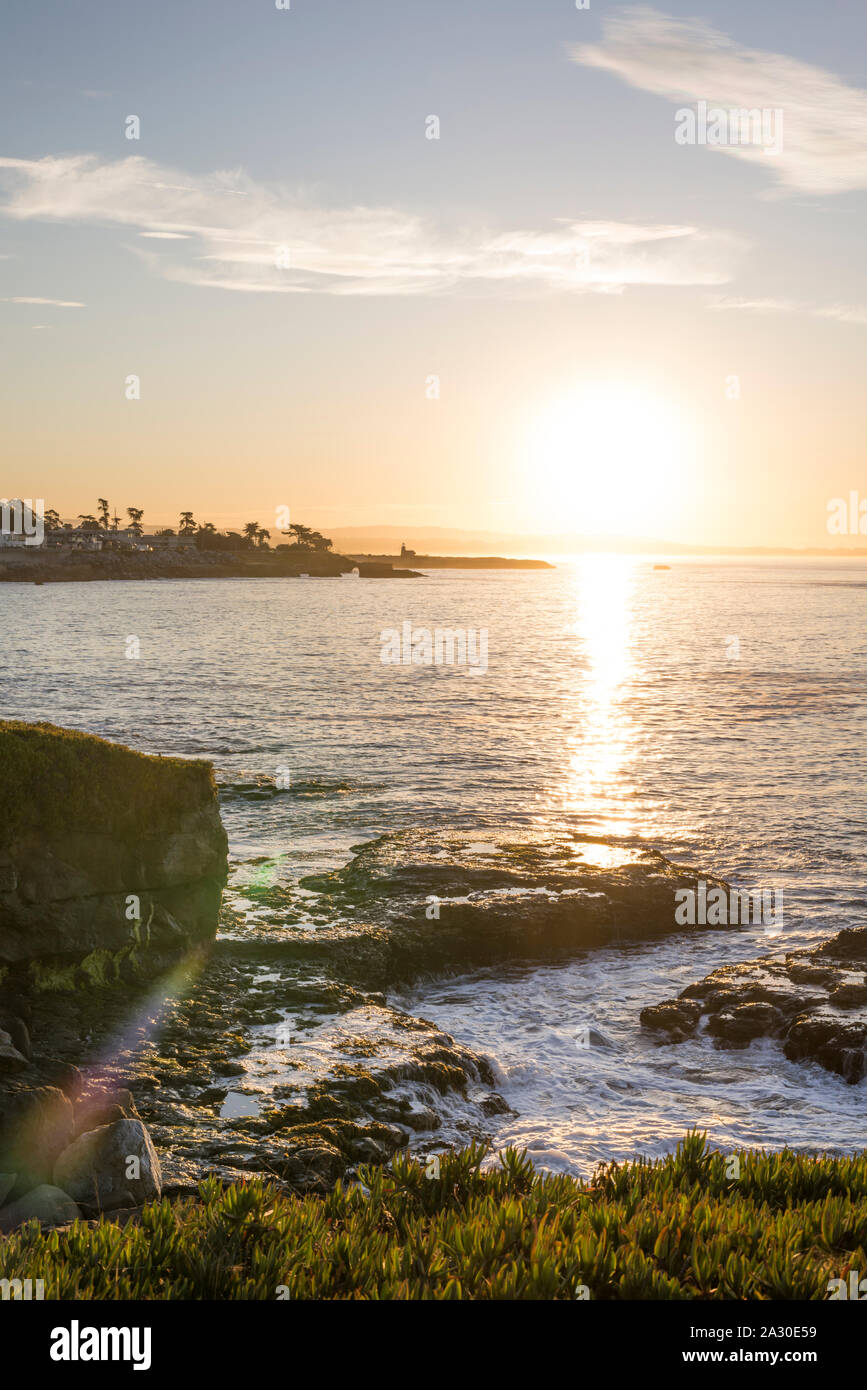 Lever du soleil à Santa Cruz, Californie, USA. Banque D'Images