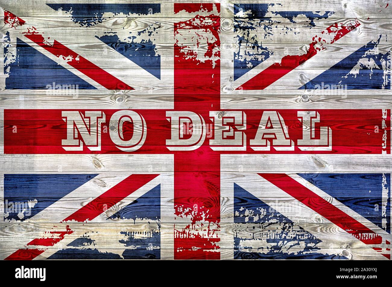 Image symbolique de la prochaine BREXIT le 31.10.2019. L'Union Jack sur un fond en bois avec de l'usure et l'inscription "No Deal". Les Britanniques ne veulent pas accepter l'accord négocié actuellement et peut-être quitter l'UE sans contrat. Dans le monde d'utilisation | Banque D'Images